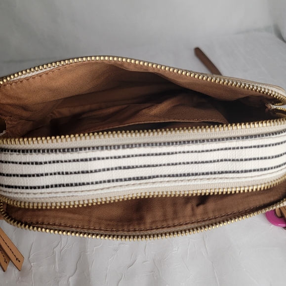 Fossil Sydney double zippered black & white crossbody purse tan strap - Picture 4 of 9